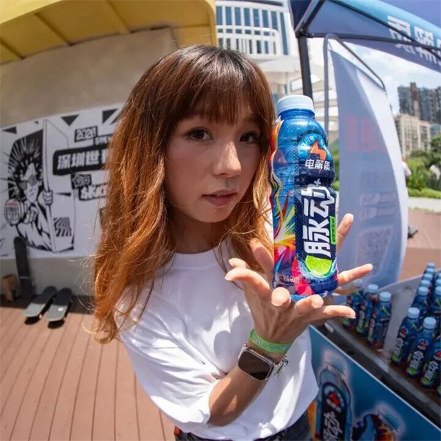 b273bcb4-1c94-47e5-9c15-a866383e9ec6